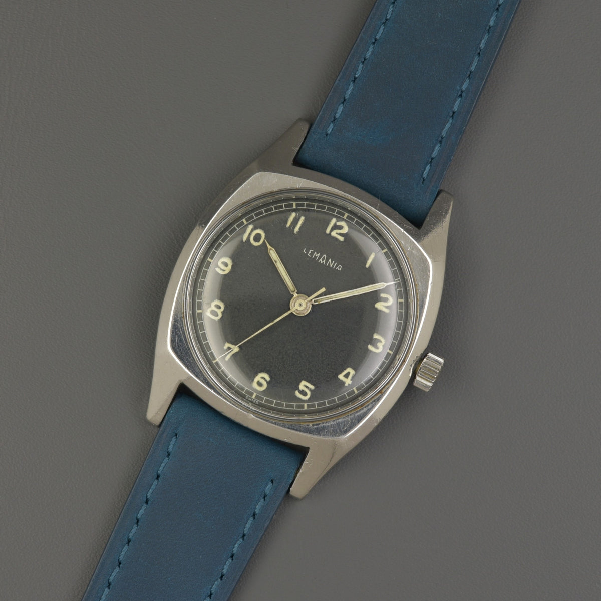 Lemania Majetek 261 Czech Air Force – ALMA Watches