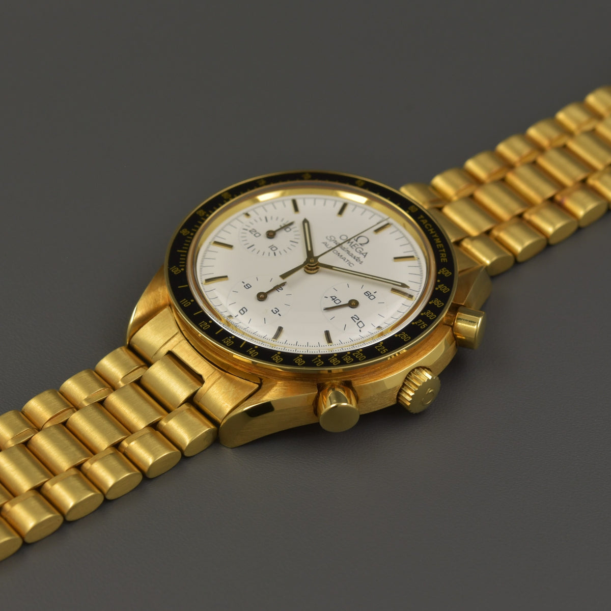 Omega Speedmaster Reduced 18k Omega SPEEDMASTER DATE REDUCED 39mm