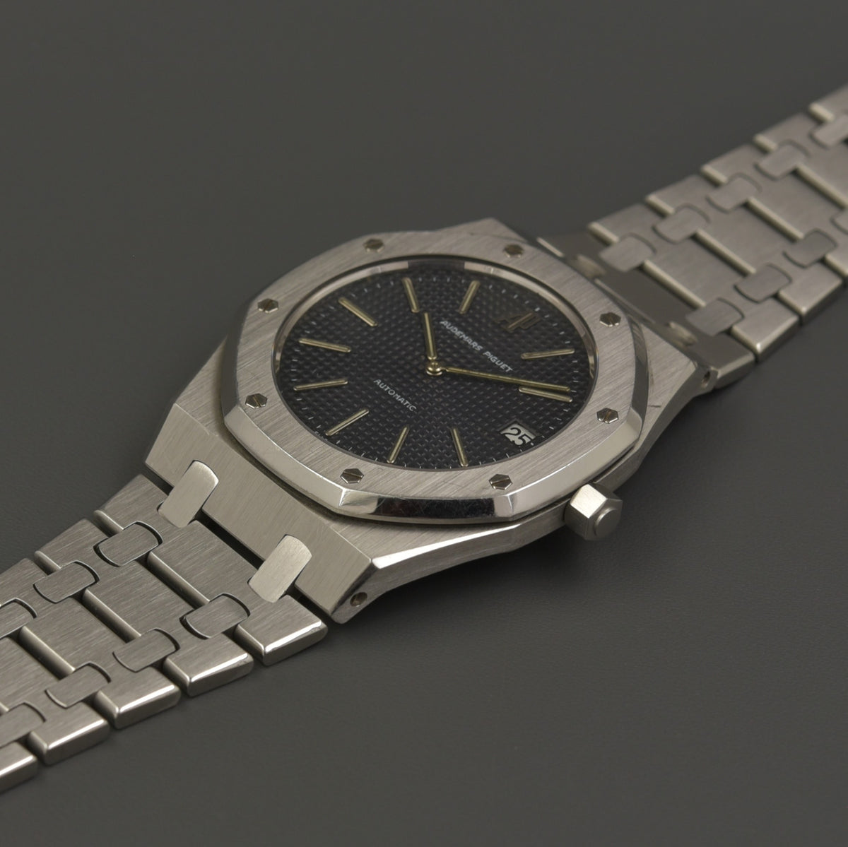 Audemars Piguet Royal Oak 5402ST D Series – ALMA Watches