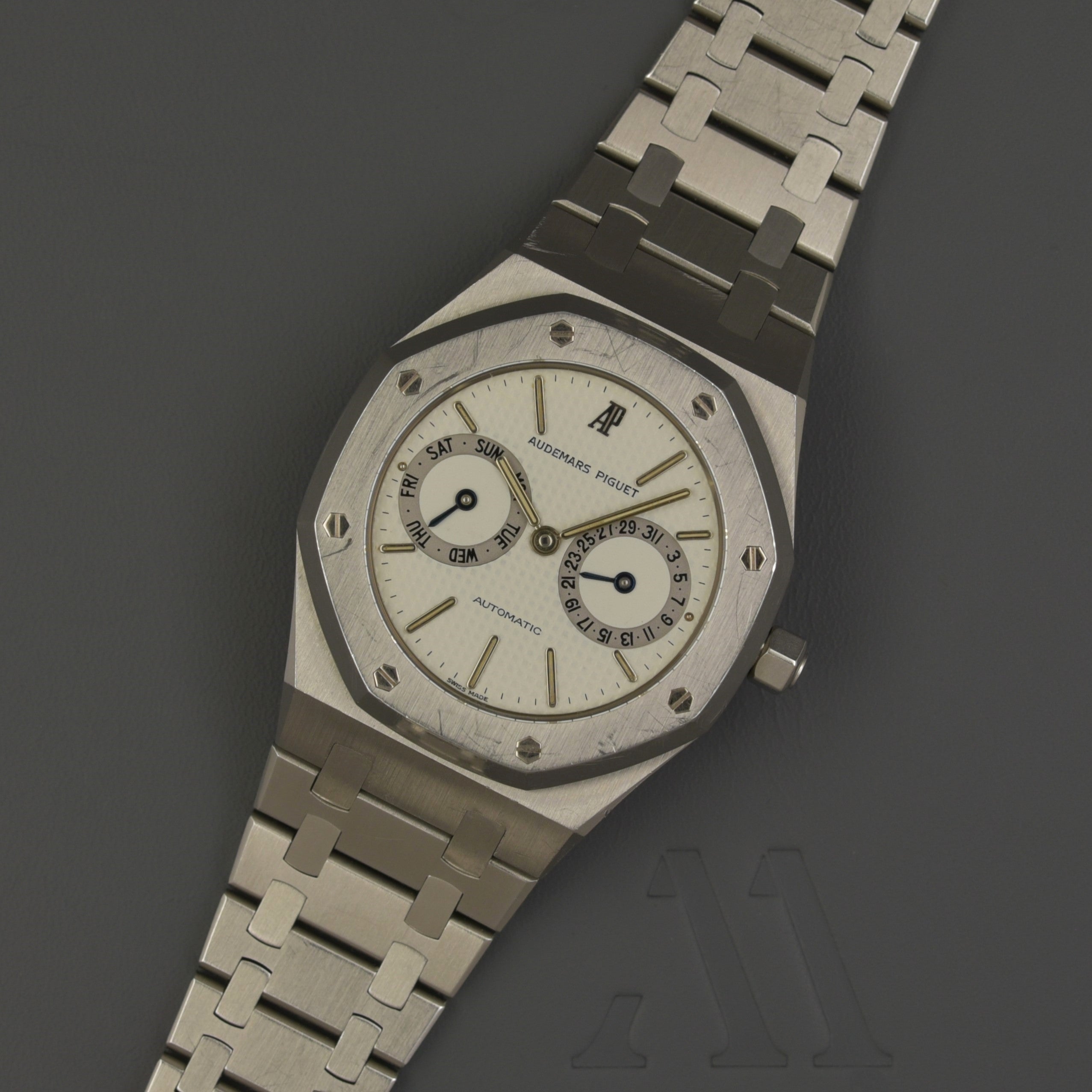 Royal oak 25572 new arrivals