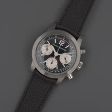 Load image into Gallery viewer, Girard Perregaux Ferrari 275