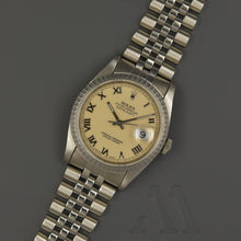 Load image into Gallery viewer, Rolex Datejust 16220 Full Set