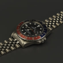 Load image into Gallery viewer, Rolex GMT Master 1675 Full Set