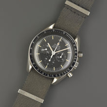 Load image into Gallery viewer, Omega Speedmaster Moonwatch