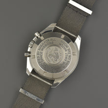 Load image into Gallery viewer, Omega Speedmaster Moonwatch