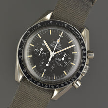 Load image into Gallery viewer, Omega Speedmaster Moonwatch