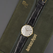 Load image into Gallery viewer, Audemars Piguet 14539BA 18K - ALMA Watches