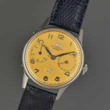 Load image into Gallery viewer, Universal Geneve Triple Salmon