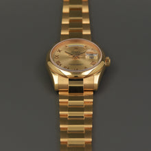 Load image into Gallery viewer, Rolex Day Date 118205 mint