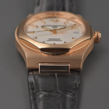 Load image into Gallery viewer, Girard-Perregaux Laureato 18K
