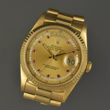 Load image into Gallery viewer, Rolex Day Date 18238 Ruby String