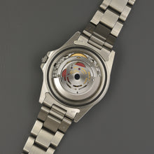Load image into Gallery viewer, Rolex GMT Master 16750