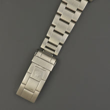 Load image into Gallery viewer, Rolex Submariner 16800 - ALMA Watches