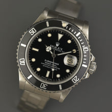 Load image into Gallery viewer, Rolex Submariner 16800 - ALMA Watches