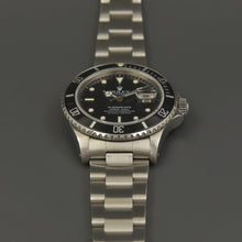 Load image into Gallery viewer, Rolex Submariner 16800 - ALMA Watches