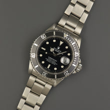 Load image into Gallery viewer, Rolex Submariner 16610