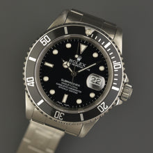 Load image into Gallery viewer, Rolex Submariner 16610