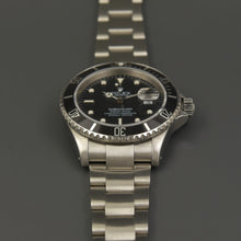 Load image into Gallery viewer, Rolex Submariner 16610 SEL - ALMA Watches
