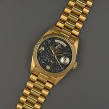 Load image into Gallery viewer, Rolex Day Date 18238 Ammonite Full Set - ALMA Watches