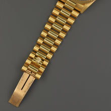 Load image into Gallery viewer, Rolex Day Date 18238 Ammonite Full Set - ALMA Watches