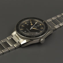 Load image into Gallery viewer, Omega Seamaster 300 - ALMA Watches