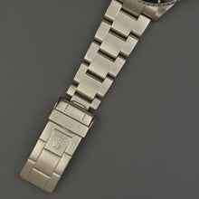 Load image into Gallery viewer, Rolex Submariner 16610 SEL Full Set - ALMA Watches