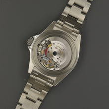 Load image into Gallery viewer, Rolex Submariner 16610 Full Set LC100 - ALMA Watches