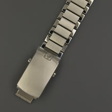 Load image into Gallery viewer, Omega Speedmaster Trilogy - ALMA Watches