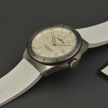 Load image into Gallery viewer, Fortis Marinemaster Unworn