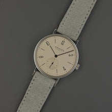 Load image into Gallery viewer, Nomos Tangente 101 mint