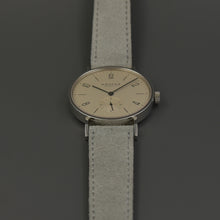 Load image into Gallery viewer, Nomos Tangente 101 mint