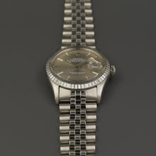 Load image into Gallery viewer, Rolex Datejust 16030 taupe - ALMA Watches
