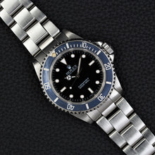 Load image into Gallery viewer, Rolex Submariner 14060 Full Set - ALMA Watches