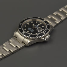 Load image into Gallery viewer, Rolex Submariner 16610 Full Set SEL