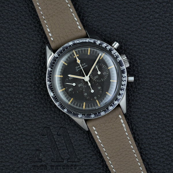 Omega Speedmaster Ed White Chocolate dial