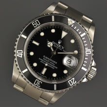 Load image into Gallery viewer, Rolex Submariner 16610 Full Set Rehaut