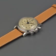 Load image into Gallery viewer, Universal Geneve Compur Chronograph 2223