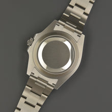 Load image into Gallery viewer, Rolex Submariner 126610LV