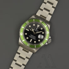 Load image into Gallery viewer, Rolex Submariner 16610LV Full Set