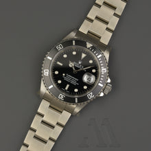 Load image into Gallery viewer, Rolex Submariner 16610 NOS