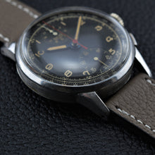 Load image into Gallery viewer, Heuer Valjoux 77 Chronograph - ALMA Watches