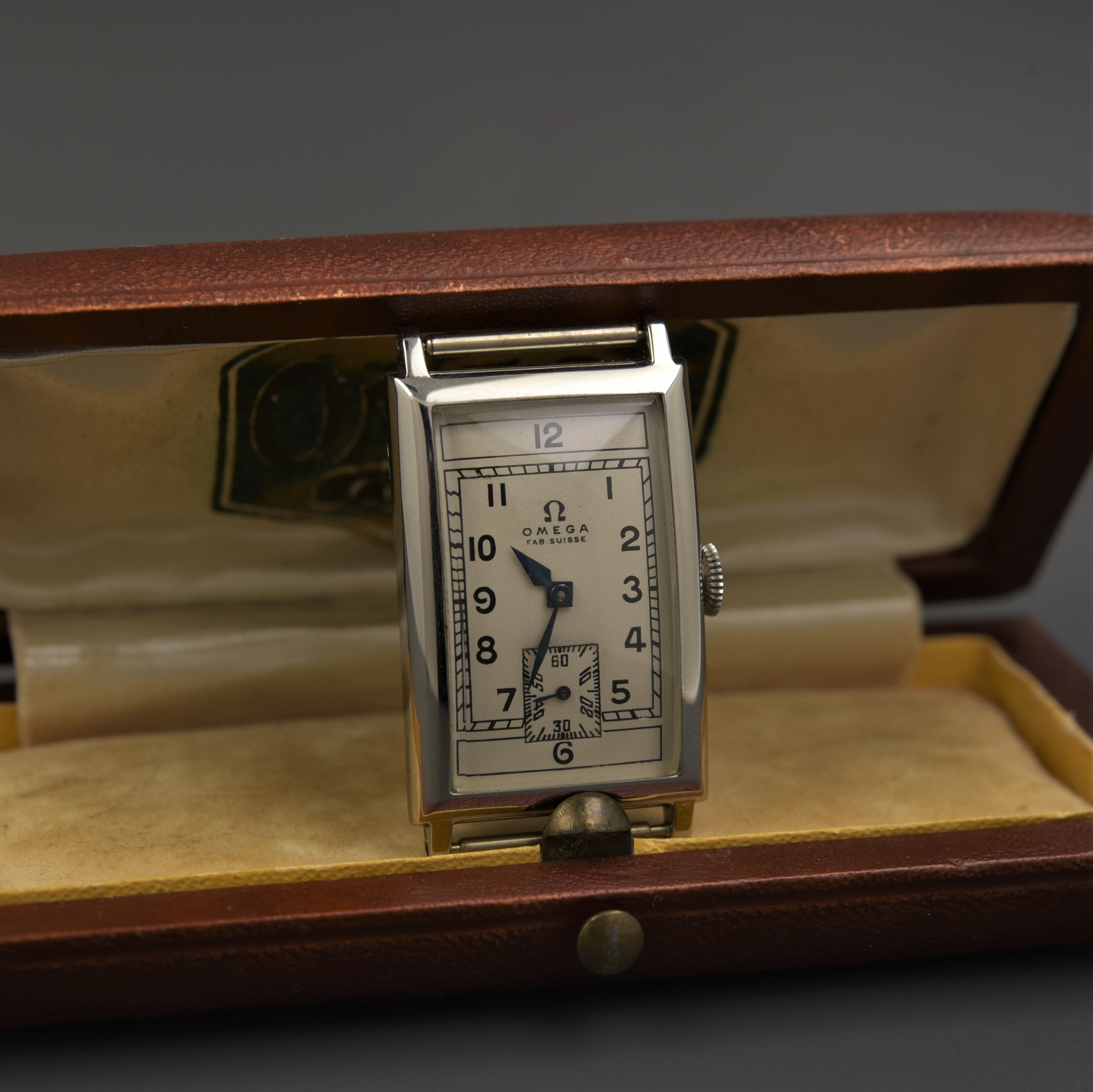 Art Deco Olma Tank Watch TBT Visual Glory With The Must De Cartier Tank Art Deco 1616 main image 3