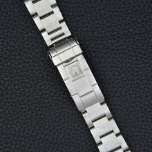 Load image into Gallery viewer, Rolex Submariner 16610 LC100