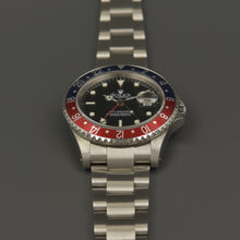 Load image into Gallery viewer, Rolex GMT Master II 16710 SEL